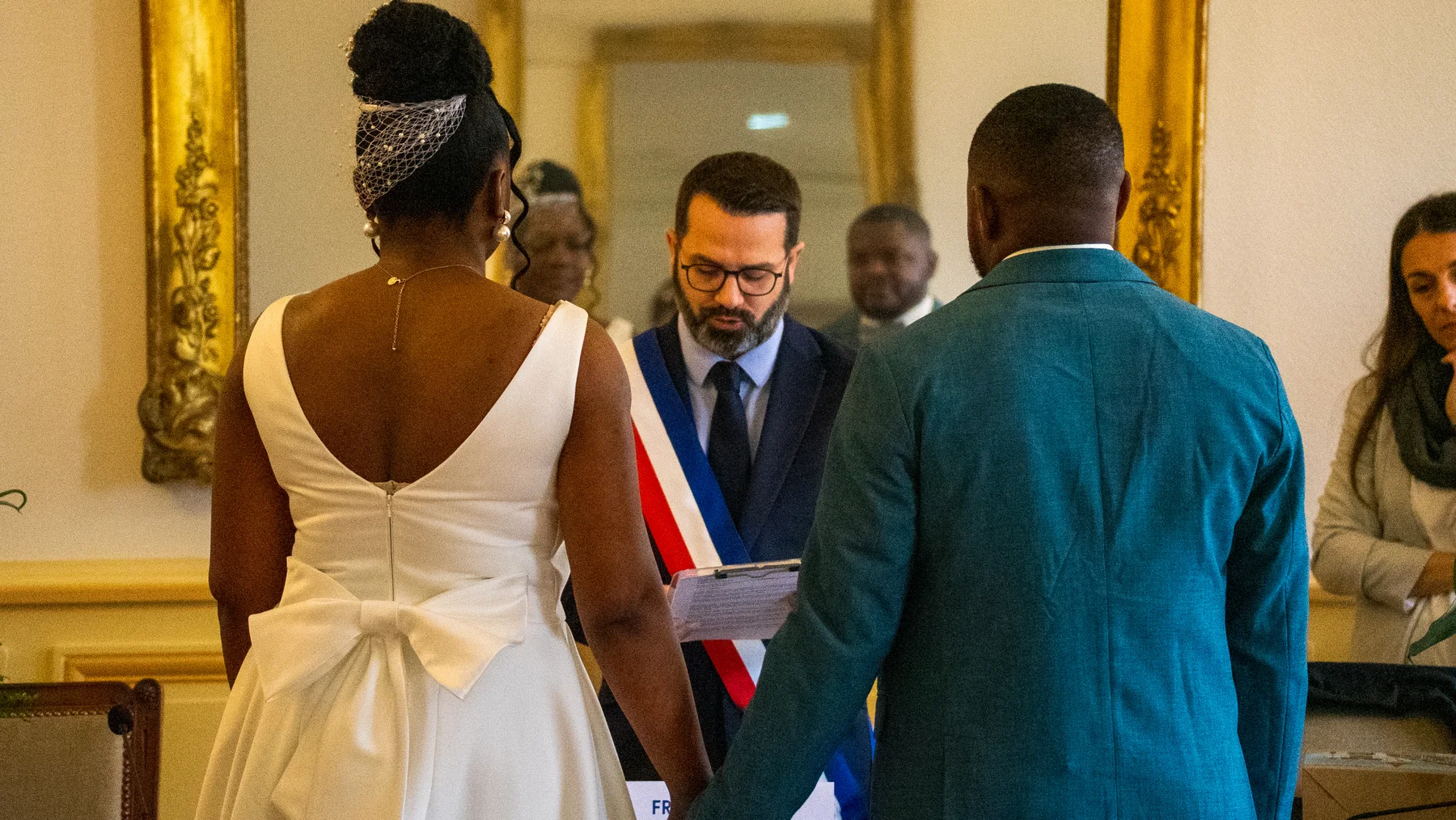 Caroll et Russel à la mairie